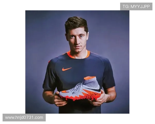 莱万当年选择加盟拜仁的转会决策 是否存在投机属性？